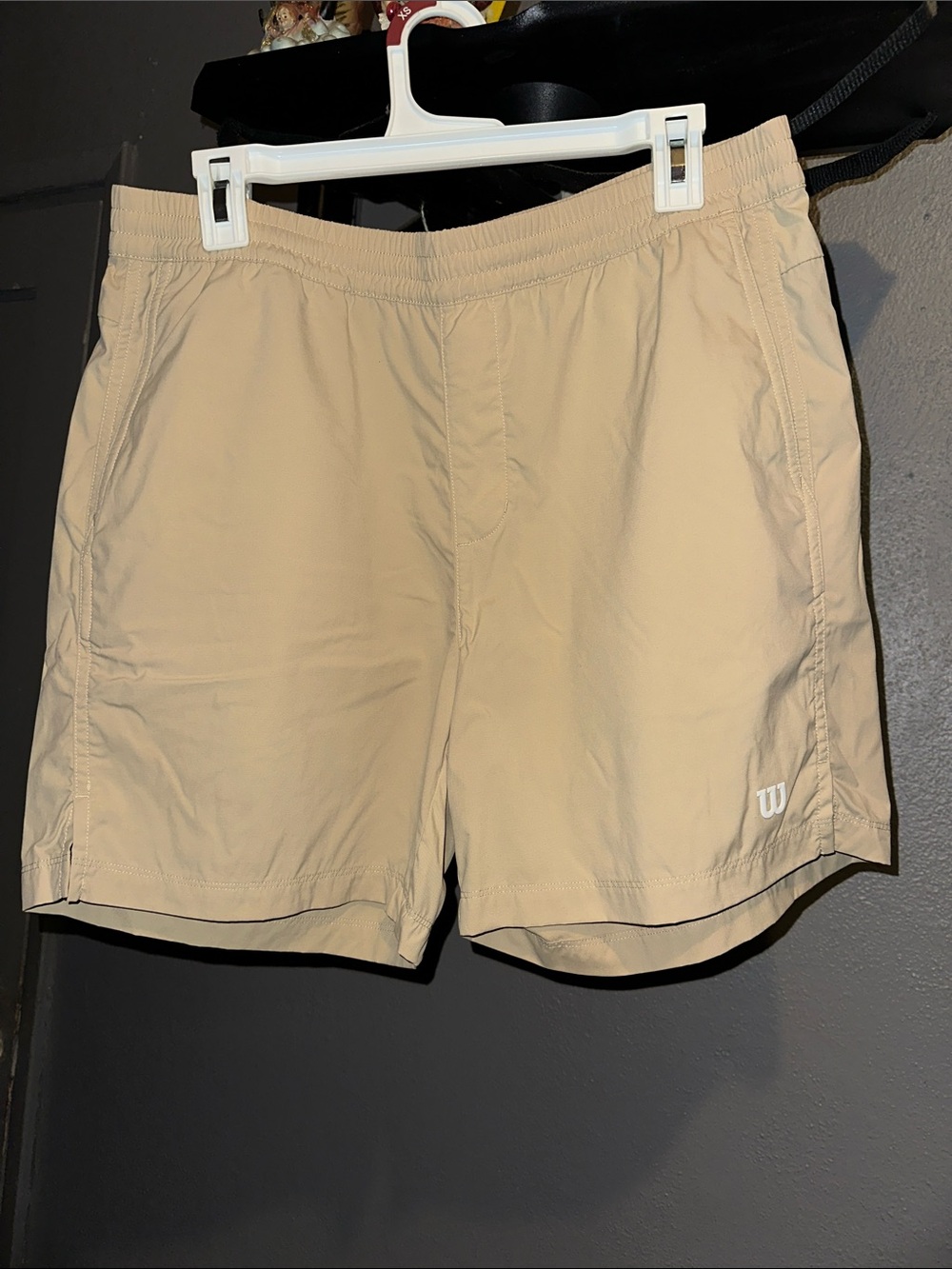 Wilson Men’s Beige Athletic Shorts